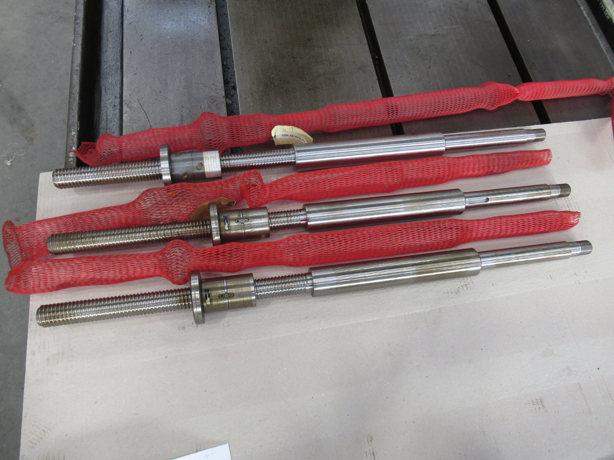VITI RICIRCOLO DI SFERE - 